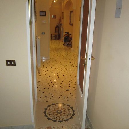Apartamento Casa Raffelina Minori Habitación foto